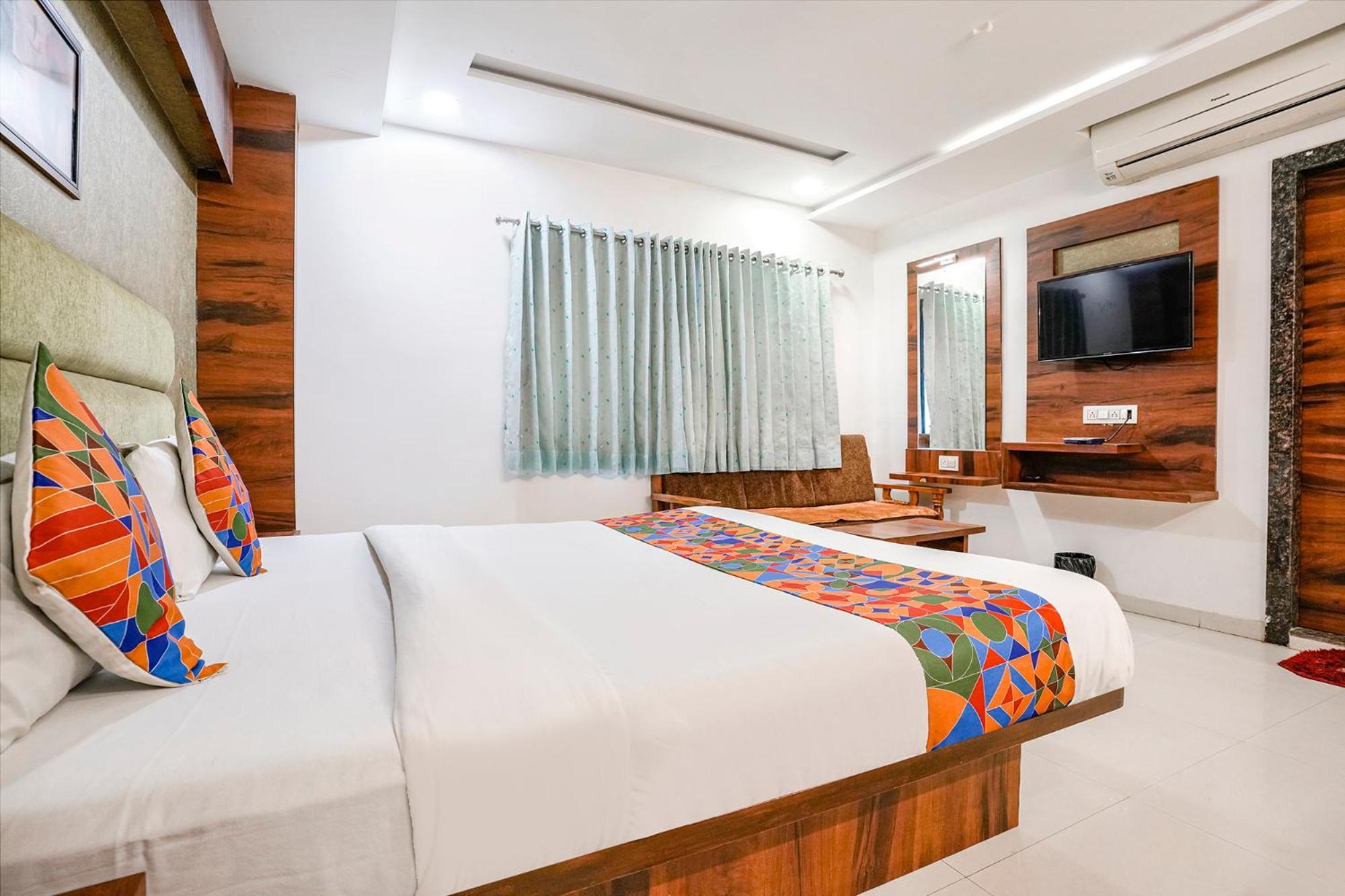 Fabhotel Ratna Palace Ahmadabad Zewnętrze zdjęcie