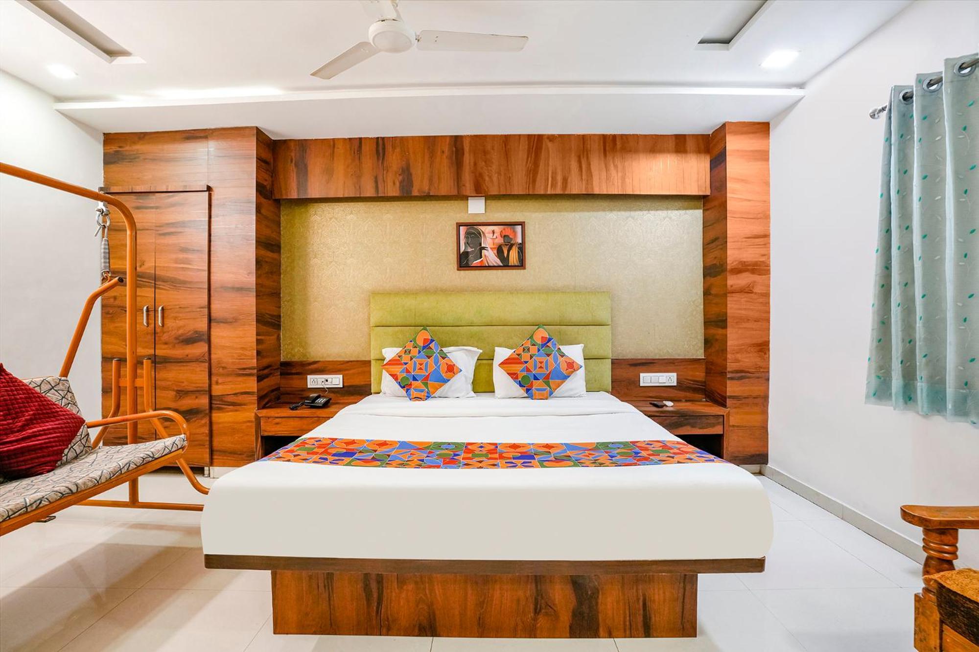 Fabhotel Ratna Palace Ahmadabad Zewnętrze zdjęcie