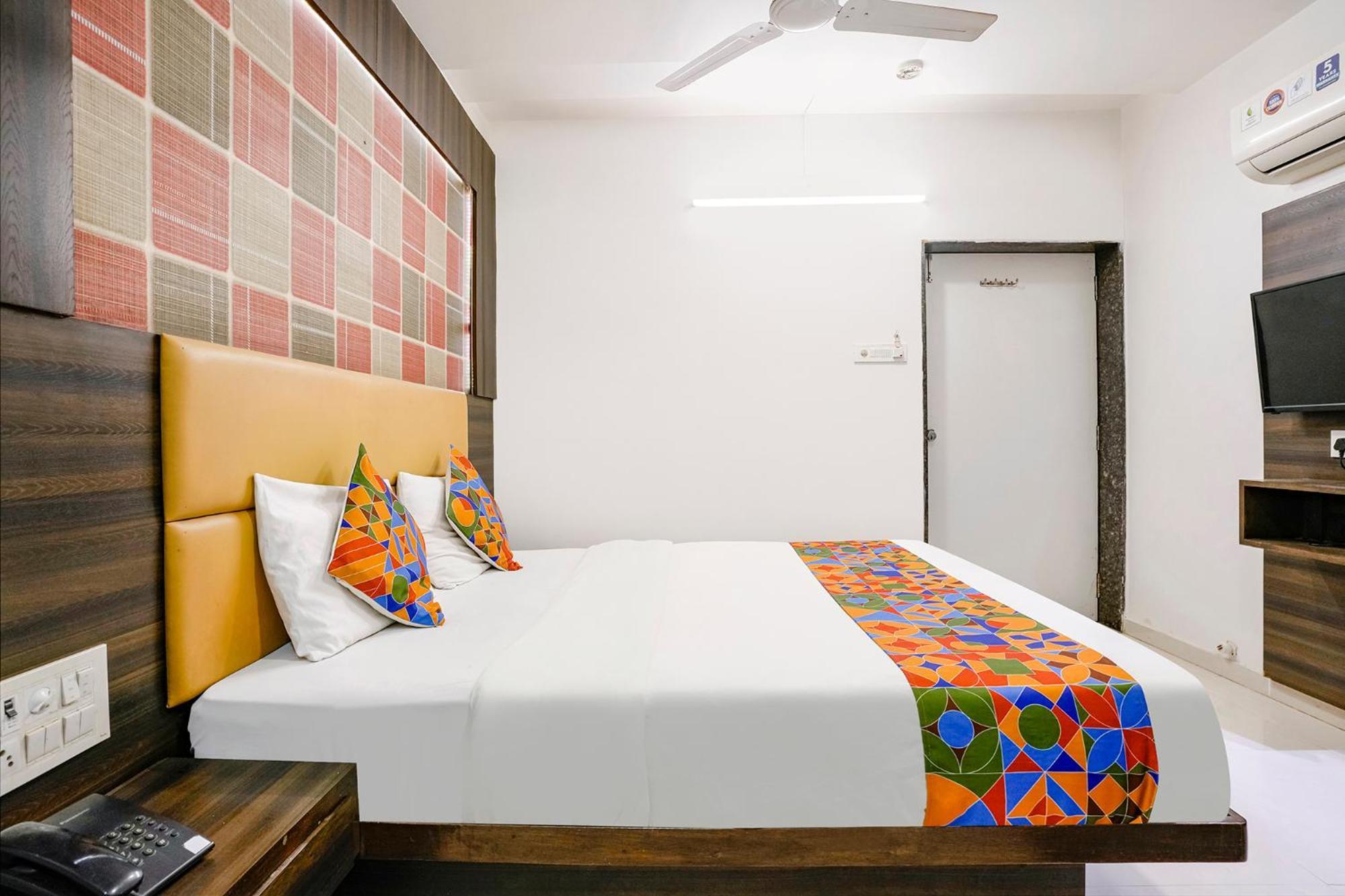 Fabhotel Ratna Palace Ahmadabad Zewnętrze zdjęcie